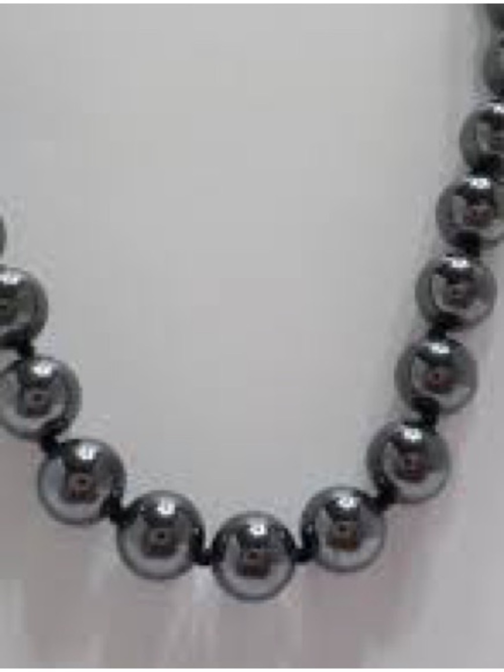Vintage Natural Hematite Black Beaded PearlNecklace Magnetic w/Matching bracelet - Picture 2 of 4